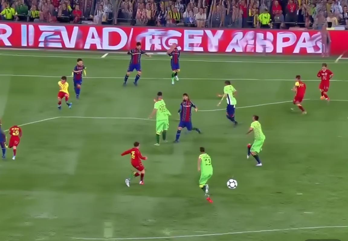 巴塞罗那VS埃瓦尔：联赛焦点战前瞻及首发阵容解析(图3)