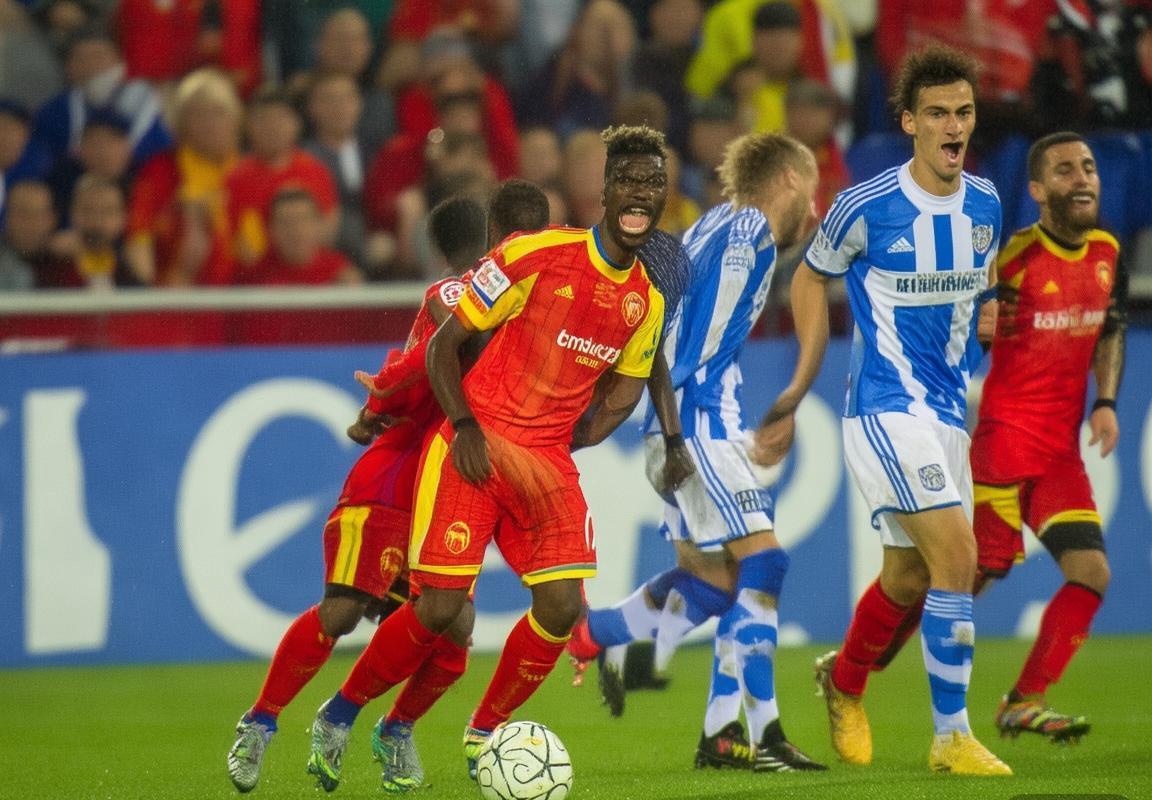 伊斯坦布尔VS霍芬海姆：巅峰对决，战术对决与球星交锋(图2)